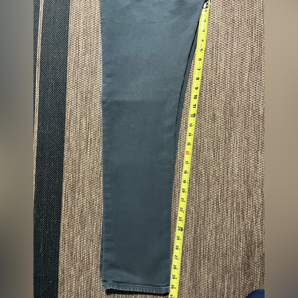Traveler Jeans from Banana Republic - Picture 8 of 8